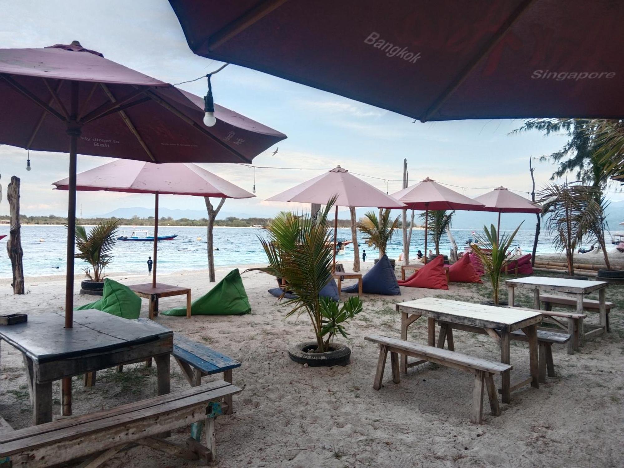 Fullesguesthouse Gili Trawangan Exteriér fotografie
